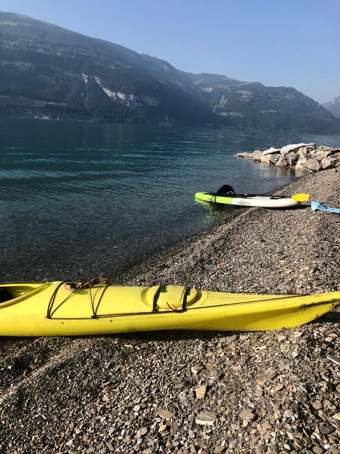 Privatzimmer Am Thunersee Apartment Leissigen Екстериор снимка
