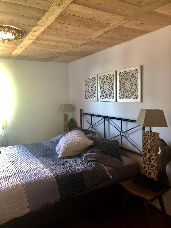 Privatzimmer Am Thunersee Apartment Leissigen Екстериор снимка